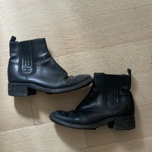 Black Chanel Chelsea Boots!